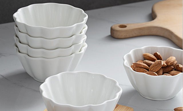 Artistic Floral Touch: Elevate Your Table with Dowan's Flower Ramekin Set - Dowan®