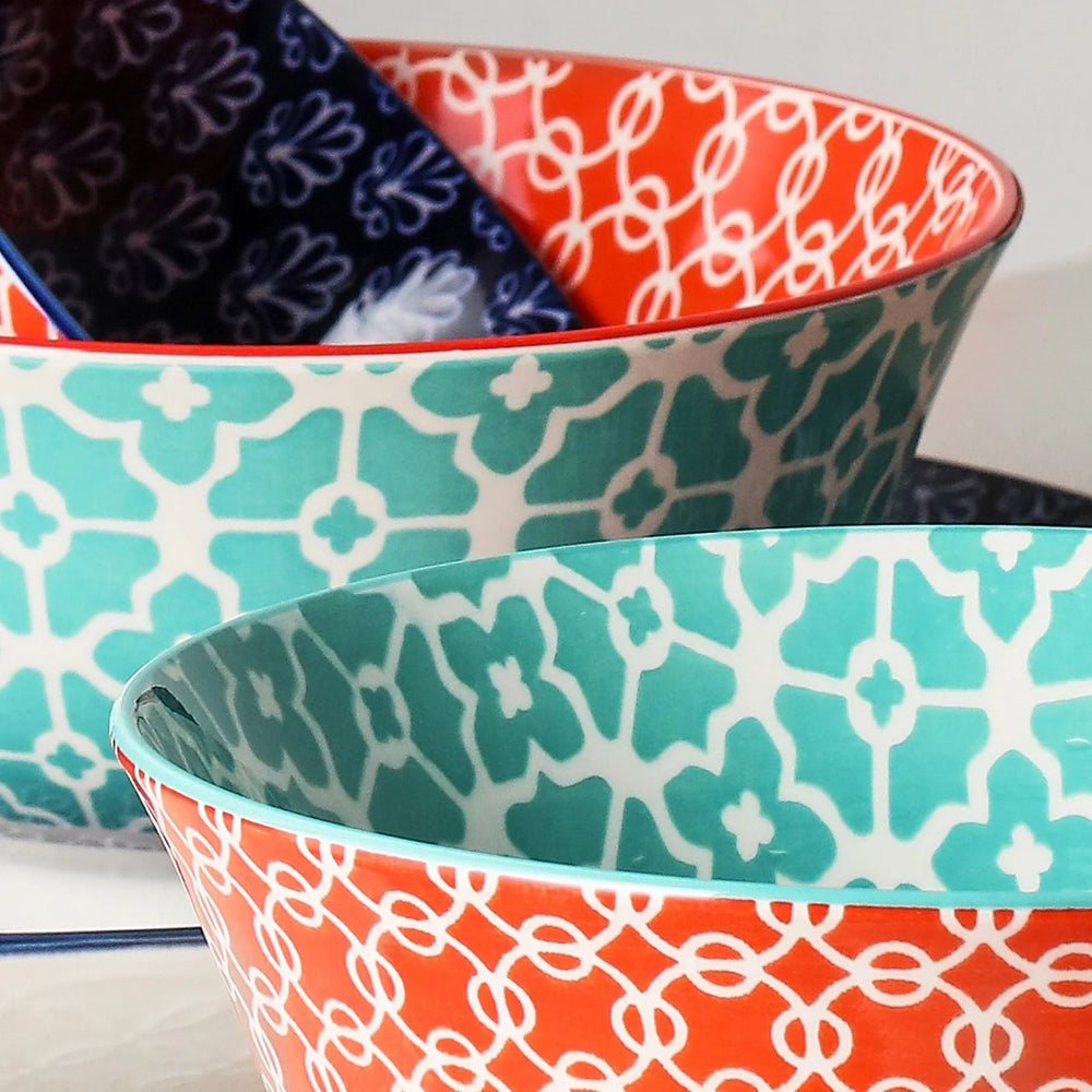 colorful bowl of cereal, colorful soup bowls, colorful cereal bowls, bowl of colorful cereal